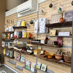 Bee Kind Bakery & Catering