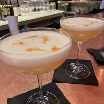 OAK Long Bar + Kitchen - Pisco sour - Bars Near Me - Boston, Massachusetts OAK Long Bar + Kitchen - Pisco sour - Bars Near Me - Boston, Massachusetts