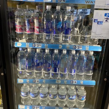 ampm - Misleading pricing, you would think this retail store are amateurs when it comes to pricing. - Convenience Stores Near Me - Tarzana, California
