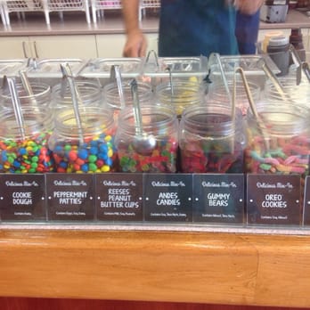 Marble Slab Creamery - Lots of toppings - Ice Cream & Frozen Yogurt Near Me - Orlando, Florida