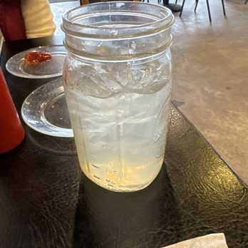 Rich's Famous Burgers - Fresh lemonade - Burgers Near Me - Saint James, Missouri