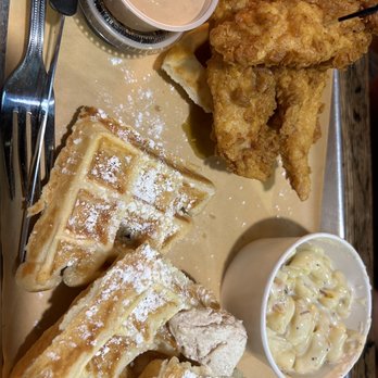 The Cookshack - Chicken and Waffles 10/10 - American Near Me - Webster, Texas The Cookshack - Chicken and Waffles 10/10 - American Near Me - Webster, Texas