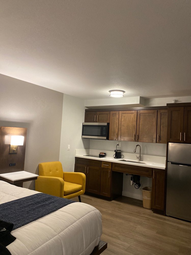 HOMESTAY SUITE STUDIO & SPA Updated October 2024 22 Photos & 20