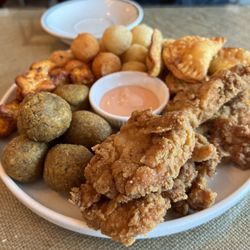 Cassabe - Sampler appetizer platter
