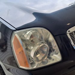Diamond Brite Headlight Refinishing - Passenger side headlight before restoration
