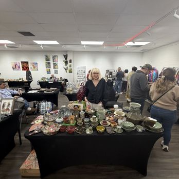 Universal Venue - Ceramic sale on Holiday Market - Venues & Event Spaces Near Me - Glendale, California