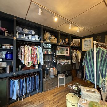 Montauk Vintage - Used, Vintage & Consignment Near Me - Montauk, New York Montauk Vintage - Used, Vintage & Consignment Near Me - Montauk, New York