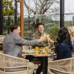 Laurel Restaurant - Brunch on the Laurel Patio