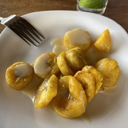 El Manglito Restaurant - Free platano
