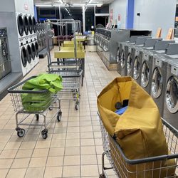Cobb Corner Wash & Dry - Laundromat