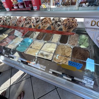 Cold Stone Creamery - Ice cream choices - Ice Cream & Frozen Yogurt Near Me - Lincoln City, Oregon Cold Stone Creamery - Ice cream choices - Ice Cream & Frozen Yogurt Near Me - Lincoln City, Oregon