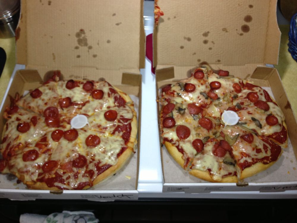 PIZZA WAGON Updated October 2024 14 Photos & 33 Reviews Royal Rd