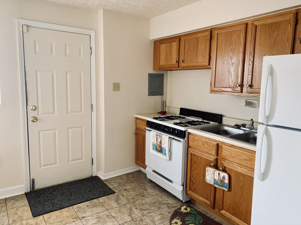 DAWSON VILLAGE APARTMENTS Updated September 2024 24 Photos 2469