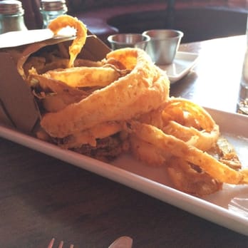 25 Degrees - Onion rings at happy hour - Burgers Near Me - Los Angeles, California 25 Degrees - Onion rings at happy hour - Burgers Near Me - Los Angeles, California