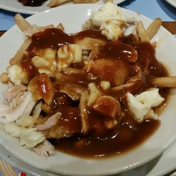 St-Hubert Express - Poutine - Barbeque Near Me - Sainte-anne-de-beaupré, Quebec St-Hubert Express - Poutine - Barbeque Near Me - Sainte-anne-de-beaupré, Quebec