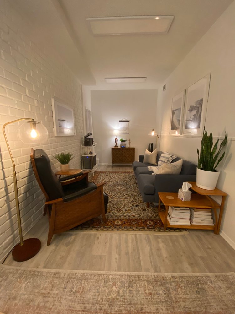 Emily M Lewis Counseling - grief counselor in Fort Worth, TX