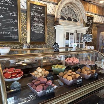 Chocolate Pi - Desserts Near Me - Tampa, Florida Chocolate Pi - Desserts Near Me - Tampa, Florida
