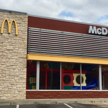 McDonald's - Burgers Near Me - Oakland, Tennessee