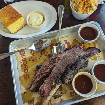 Bludso's BBQ - Beef rib, Corn bread, potato salad. - Barbeque Near Me - Los Angeles, California Bludso's BBQ - Beef rib, Corn bread, potato salad. - Barbeque Near Me - Los Angeles, California