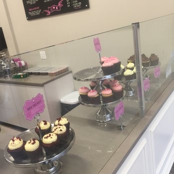 Smallcakes - Syosset - Cupcakes Near Me - Syosset, New York Smallcakes - Syosset - Cupcakes Near Me - Syosset, New York