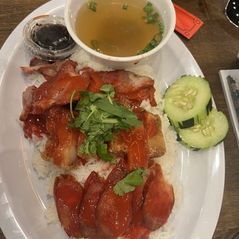 Too Thai - Khao moo dang moo grob - Pan Asian Near Me - Frisco, Texas