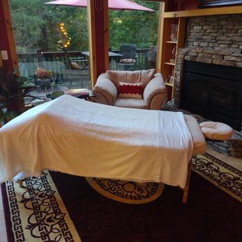 The Cabins Calling - Massage Therapy Near Me