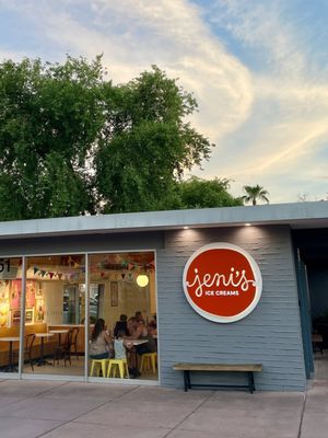 Jeni's Splendid Ice Creams by null