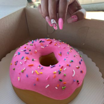 VG's Bakery - Asked for a Homer Simpson style donut for smash cake and it's perfect! - Bakeries Near Me - Knoxville, Tennessee VG's Bakery - Asked for a Homer Simpson style donut for smash cake and it's perfect! - Bakeries Near Me - Knoxville, Tennessee
