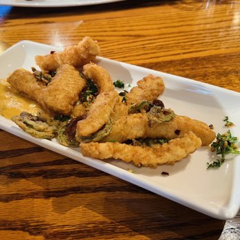 Glacier BrewHouse - Best Calamari ever - American Near Me - Anchorage, Alaska Glacier BrewHouse - Best Calamari ever - American Near Me - Anchorage, Alaska