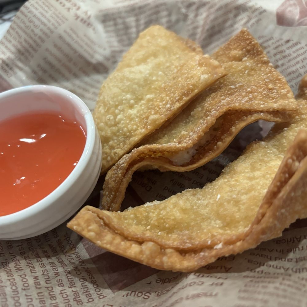 A3. Six Piece Crab Rangoon (6)