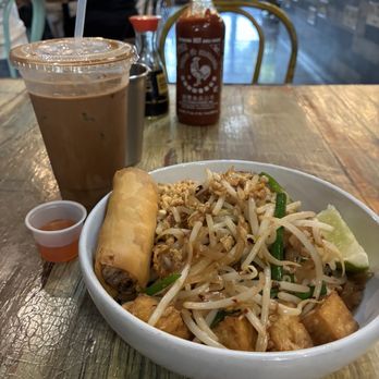 Block 9 Thai Street Eats - Pad Thai - Thai Near Me - Las Vegas, Nevada