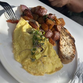 Eggy’s Neighborhood Kitchen - Breakfast & Brunch Near Me - Berkeley, California Eggy’s Neighborhood Kitchen - Breakfast & Brunch Near Me - Berkeley, California