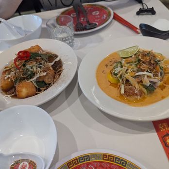 Maketto - Gruyere dumplings (left), red curry scallops (right) - Cafes Near Me - Washington, DC, District of Columbia Maketto - Gruyere dumplings (left), red curry scallops (right) - Cafes Near Me - Washington, DC, District of Columbia