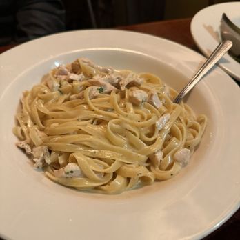 C&O Cucina - Limon chicken Fettuccine Alfredo - Italian Near Me - Marina Del Rey, California
