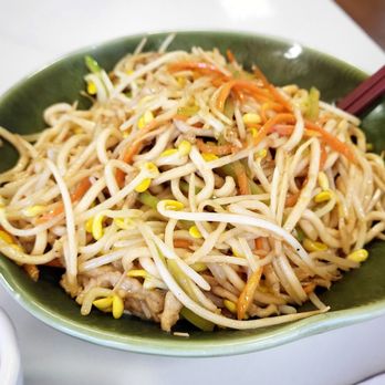 The Dumpling King - Fried noodle with pork and veg - Taiwanese Near Me - Markham, Ontario