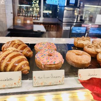 L’Artisane Bakery - Doooonuts! - Vegan Near Me - Miami, Florida
