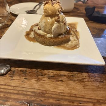 Pearl Dive Oyster Palace - Banana foster - Seafood Near Me - Washington, DC, District of Columbia Pearl Dive Oyster Palace - Banana foster - Seafood Near Me - Washington, DC, District of Columbia