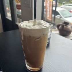 Salvaged Sip Cafe - Vanilla cold brew