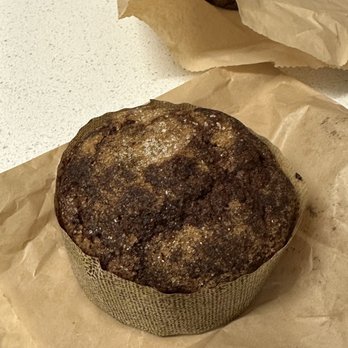 She Wolf Bakery - Gingerbread day cake mini - Bakeries Near Me - Brooklyn, New York