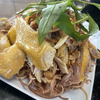Com Ga Houston - Salad with banana leaves - Vietnamese Near Me - Arlington, Texas