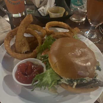Balsam Falls Brewing - Portobello burger - Breweries Near Me - Sylva, North Carolina