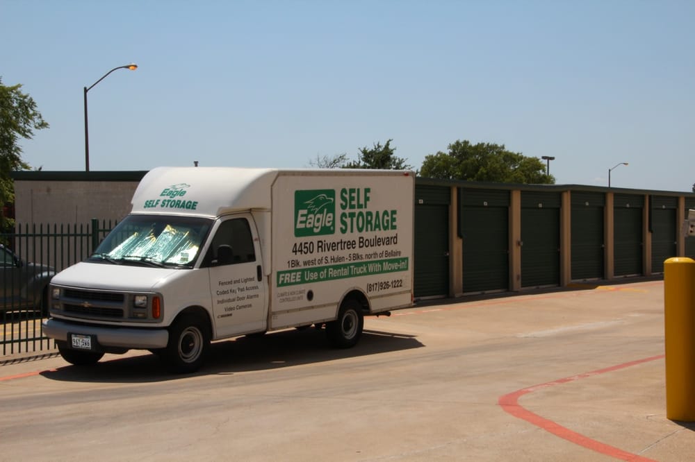 EAGLE SELF STORAGE Updated August 2024 17 Photos 4450 Rivertree