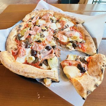 Pizzaluté - Neapolitan pizza - Pizza Near Me - Pensacola, Florida Pizzaluté - Neapolitan pizza - Pizza Near Me - Pensacola, Florida