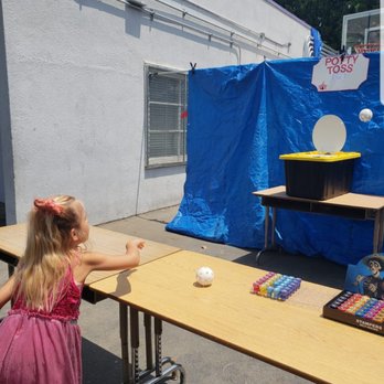 Emelita St Elementary School - Fun and games at spring fling - Elementary Schools Near Me - Encino, California Emelita St Elementary School - Fun and games at spring fling - Elementary Schools Near Me - Encino, California