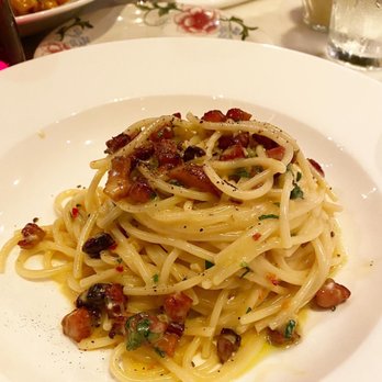Bar La Grassa - Spaghetti Carbonara - Italian Near Me - Minneapolis, Minnesota Bar La Grassa - Spaghetti Carbonara - Italian Near Me - Minneapolis, Minnesota