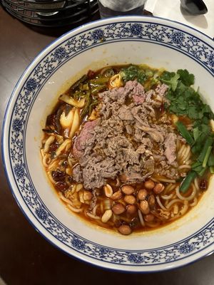 Sizzling House&Noodle by null