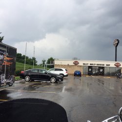 Valley Harley-Davidson Shop - Outside