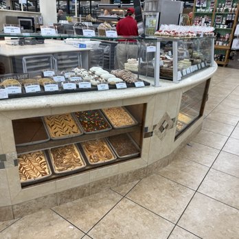 Buc-ee's - Dessert area - Gas Stations Near Me - New Braunfels, Texas Buc-ee's - Dessert area - Gas Stations Near Me - New Braunfels, Texas