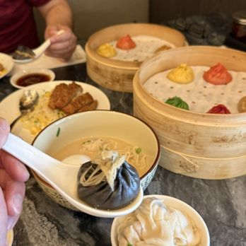 Paradise Dynasty - Xiao Long Pao - Chinese Near Me - Glendale, California Paradise Dynasty - Xiao Long Pao - Chinese Near Me - Glendale, California