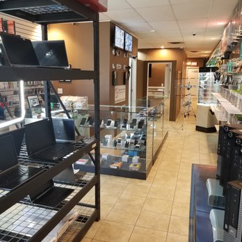 BIG BOSS COMPUTERS-GAMES ELECTRONICS - SHOW ROOM - Computers Near Me - Niagara Falls, Ontario